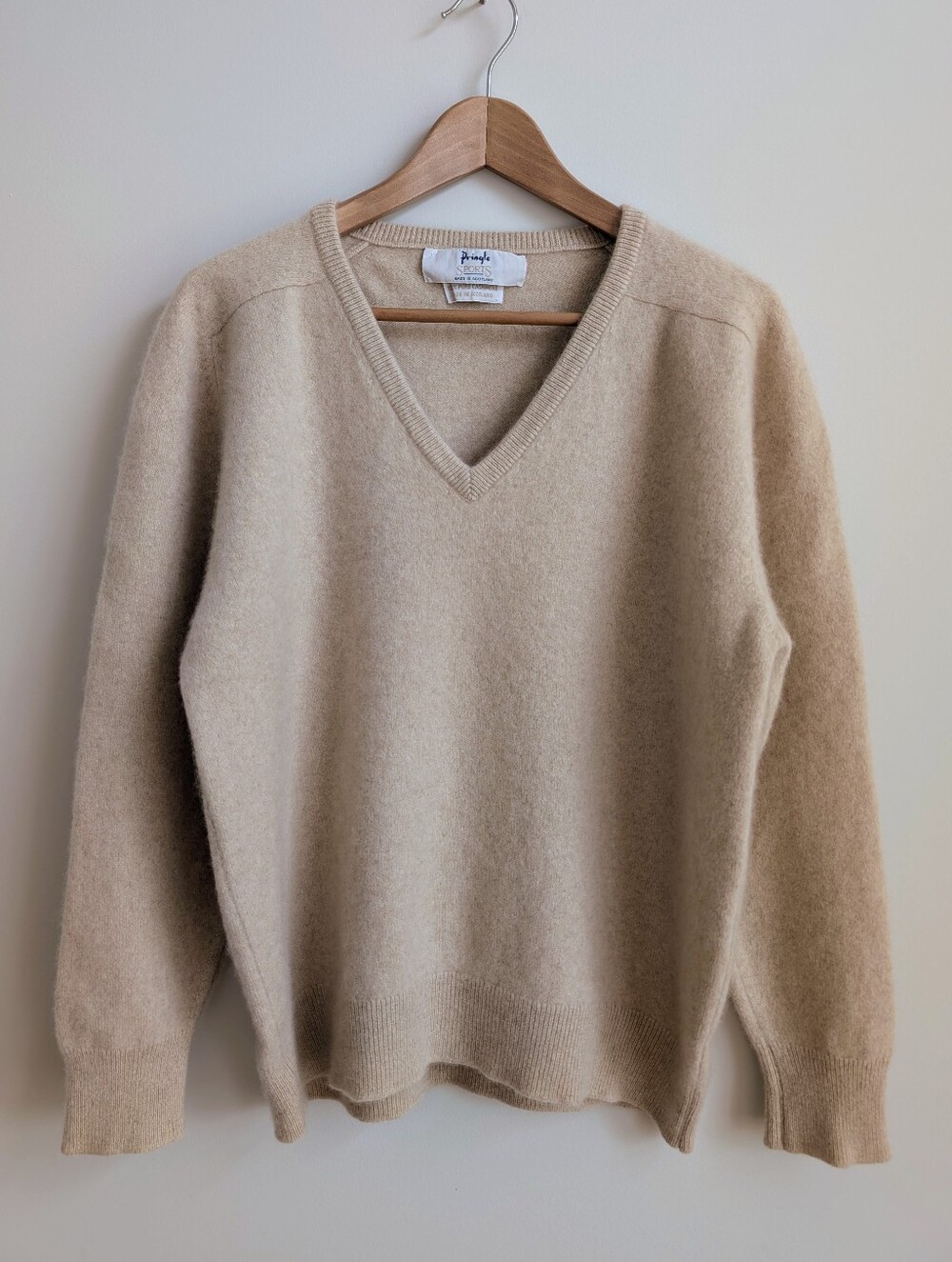 Pringle Of Scotland 100% Cashmere Approx Large V Neck Cream Sweater - Picture 4 of 14